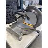 Image 2 : DEWALT 12 INCH COMPOUND MITRE SAW, MODEL D705-04