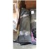 Image 2 : 2 CARGO NETS, 4X19FT AND 7X15FT