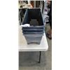 Image 1 : 4 NEW PLANTER BOXES