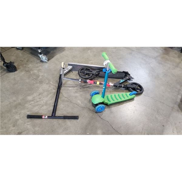 3 KIDS SCOOTERS