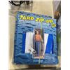 Image 3 : TRAY WITH WIRE GARDEN ORNAMENTS, AQUA HAMMOCK, PARAFFIN PURE REFINED WAX, AND TRAY OF 4 SOAKER HOSES