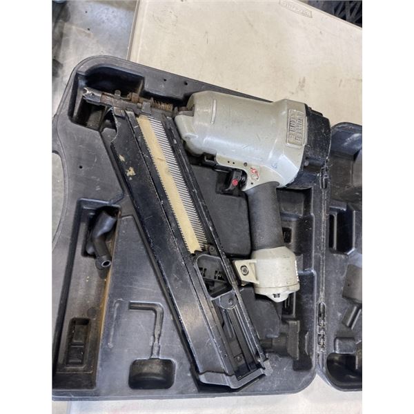 PORTER CABLE NAILER IN HARD CASE