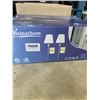 Image 2 : BOX OF KRAFT MAILER ENVELOPES AND WALL SCONCE LIGHT - ONLY ONE IN BOX