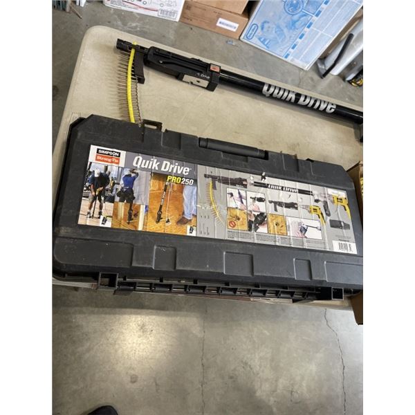 SIMPSONS STRONG TIE QUICK DRIVE DEWALT PRO 250 DRILL WITH CASE WORKING