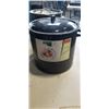 Image 2 : HOME DISCOVERY STOCK POT 11.4 LITRE AND A SECOND 11.4 LITRE STOCK POT
