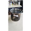 Image 4 : HOME DISCOVERY STOCK POT 11.4 LITRE AND A SECOND 11.4 LITRE STOCK POT