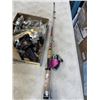 Image 3 : LOT OF FISHING REELS, RODS, AND FISHING GEAR