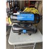 Image 1 : POWERFIS 2HP 3.2 GALLON TWIN STACK AIR COMPRESSOR - WORKING