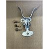 Image 1 : 9 NEW CHAINLINK FENCE LATCHES