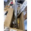 Image 4 : 5 HAND SAWS AND BOX OF TAPE MEASURES, RULERS, ETC