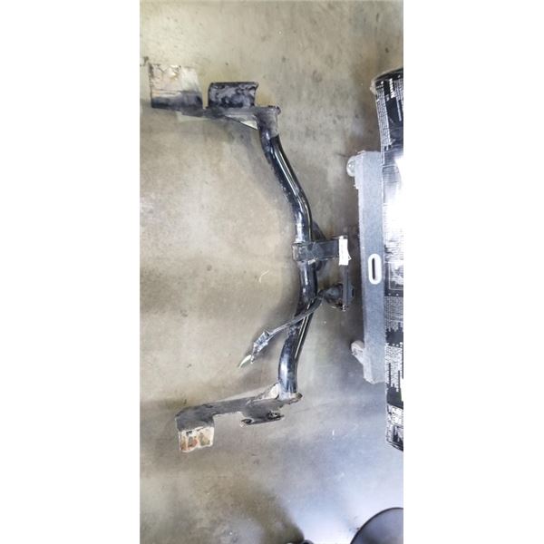 FORD ESCAPE TRAILER HITCH MOUNTS