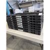 Image 1 : 8 COLLAPSIBLE CRATES 16" x 32" x 6"