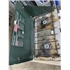 Image 2 : COLEMAN PROPANE STOVE