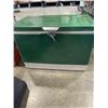 Image 2 : 2 VINTAGE COOLERS AND ROLLING TRAVEL BAG