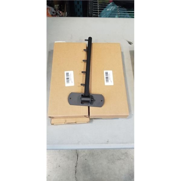 5 FOLDABLE WALL MOUNTS WITH HOOKS