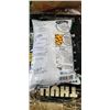Image 3 : BOX OF LAYS CHILE LIMON CHIPS 130 BAGS BB 08/2026