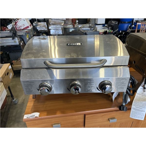 NXR STAINLESS PORTABLE BBQ. PROPANE