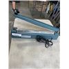 Image 1 : COMMERCIAL HEAT SEALER WORKING