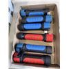 Image 4 : LOT OF COLEMAN LANTERNS AND 6 FLASHLIGHTS