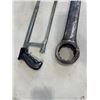 Image 4 : 3 INCH BENCH VISE AND LARGE WRENCH, MADE IN USA AND SAW