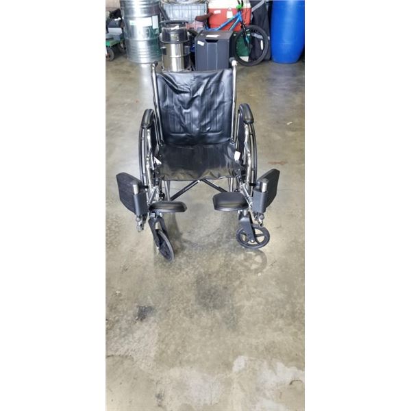 MEDLINE FOLDING WHEELCHAIR