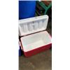 Image 2 : 2 COLEMAN 48 QUART CHEST COOLERS