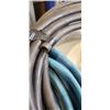 Image 3 : 3 BUNDLES OF AIR HOSES