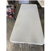 Image 1 : 6FT FOLDING MARKET TABLE