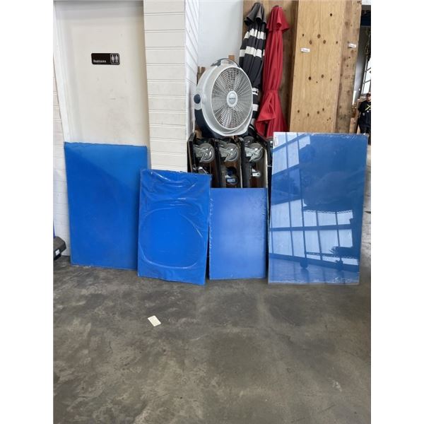 4 SHEETS OF CLEAR PLEXI GLASS