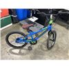 Image 3 : SCHWINN KIDS BLUE BIKE
