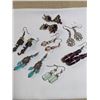 Image 2 : 7 PAIRS OF VINTAGE EARRINGS