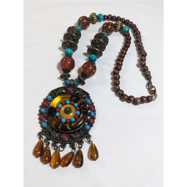 VINTAGE SOUTH EAST ASIAN NECKLACE