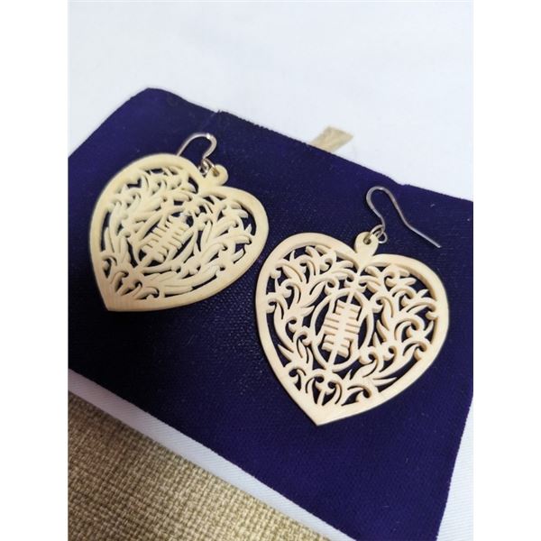 PAIR OF VINTAGE HAND CARVED BONE EARRINGS