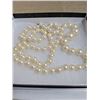 Image 2 : VINTAGE VERY LONG HAND KNOTTED PEARLS NECKLACE ORIGINAL CLASP IN BOX