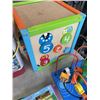 Image 3 : BUCKET OF LEGO, WHOE LIVES IN THE HOUSE BOOKS, BABY PUZZLE TOY AND 1000PC PUZZLE