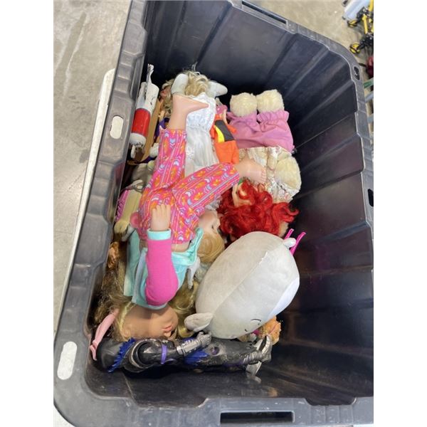 LARGE TOTE W/ BARBIES