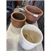 Image 1 : 3 CERAMIC PLANTER POTS