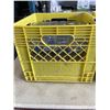 Image 3 : 2 CRATES OF CLEAR 2" DESERT CUPS
