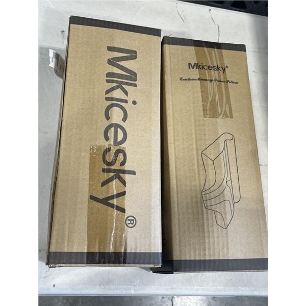2 NEW MKICESKY PILLOWS