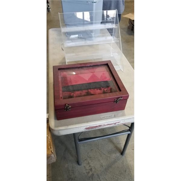 WINE GIFT SET AND DISPLAY RACK