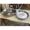 Image 1 : GARCIMA LA IDEAL 20 INCH STEEL PAELLA PAN AND GARCIMA 16" PATA NEGRA GRADE PAELLA PAN