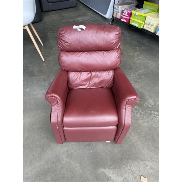 KIDS RED RECLINING CHAIR