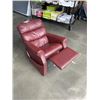 Image 3 : KIDS RED RECLINING CHAIR