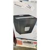 Image 2 : INSIGNIA 10 SHEET MICRO CUT PAPER SHREDDER - TESTED WORKING