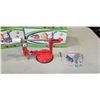 Image 5 : 4 NEW APPLE PEELER, CORER + SLICER