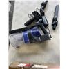Image 3 : SHARK PET PRO COMPACT CORDLESS VACUUM WITH CHARGER WORKING