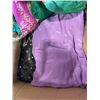 Image 7 : BOX OF NEW SOUTH ASIAN DRESSES, SCARVES, ETC