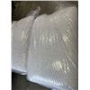 Image 3 : 3 CASPER QUEENSIZE PILLOWS