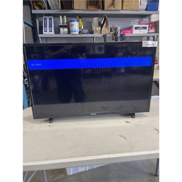 TOSHIBA 23 INCH TV, WORKING