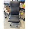Image 1 : BLACK LEATHER HIGHBACK OFFICE CHAIR